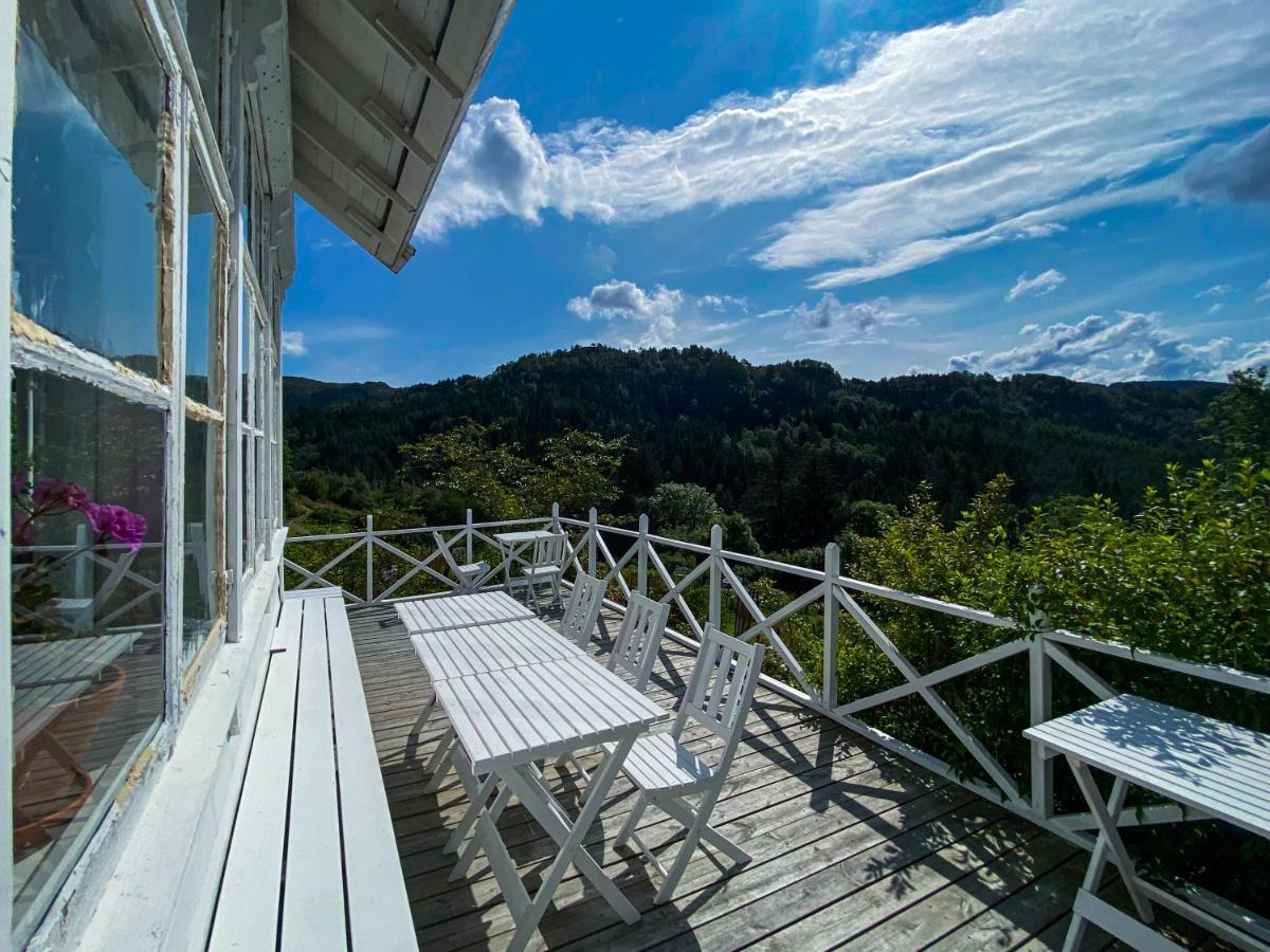 Haaheim Gaard Hotel Uggdal Екстериор снимка
