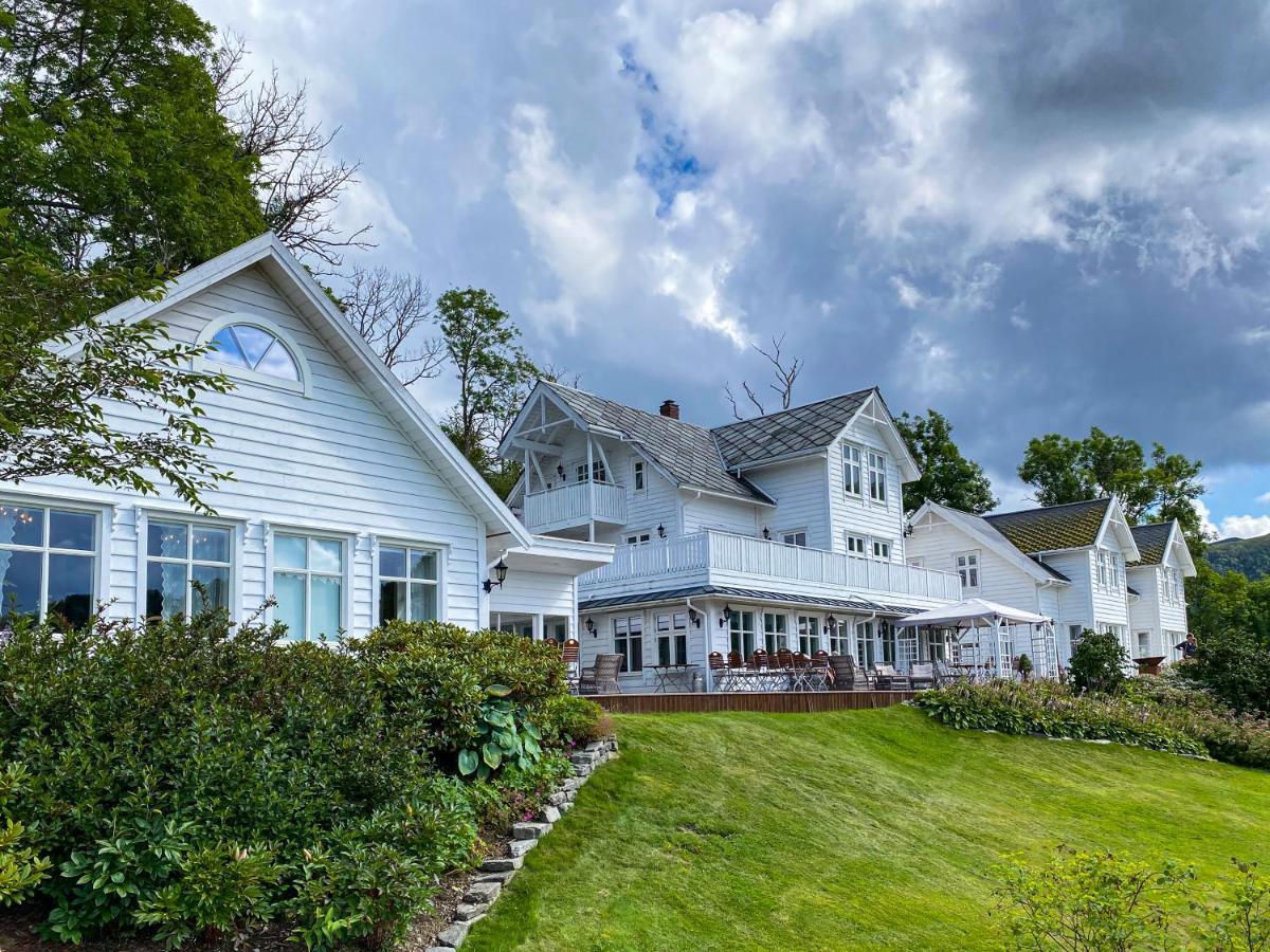 Haaheim Gaard Hotel Uggdal Екстериор снимка
